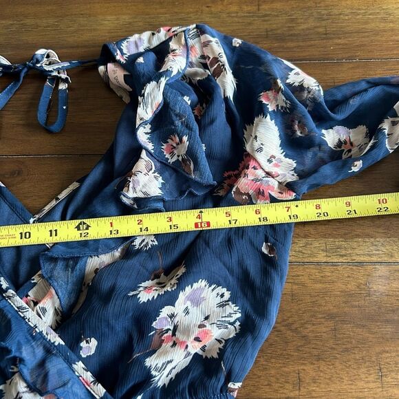 Band of Gypsies Navy Floral V Neck Romper Size Small Boho - Picture 5 of 9